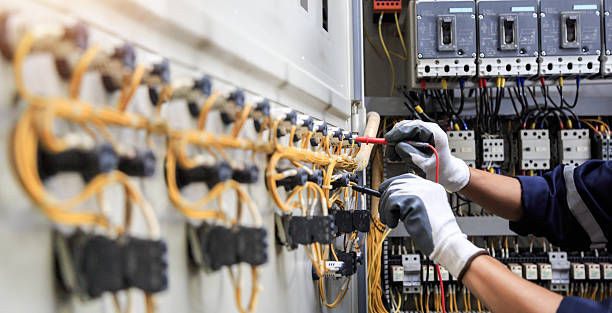 Professional Electrician technician working in Danville, IN